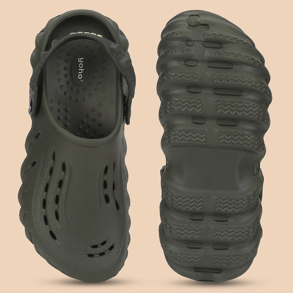 Wavy Clogs for Men