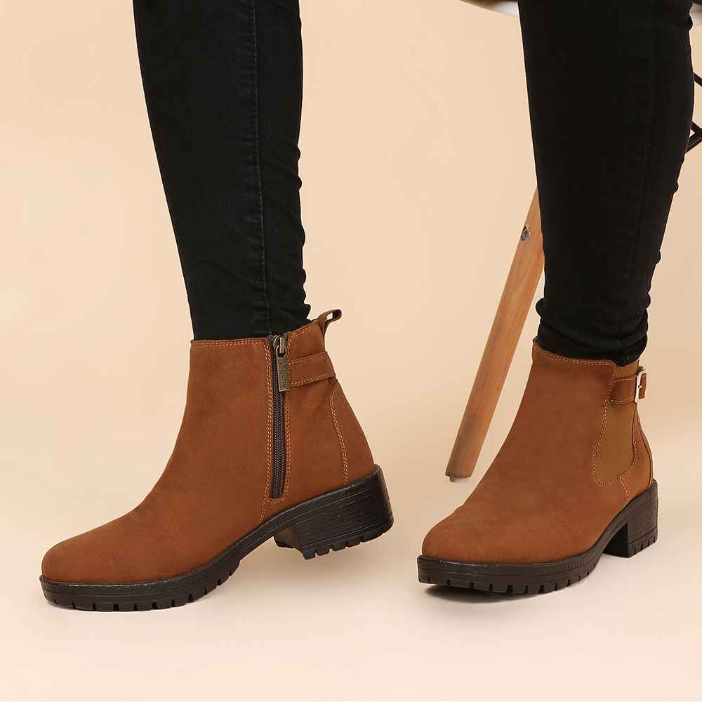 Women Chelsea Suede Boots