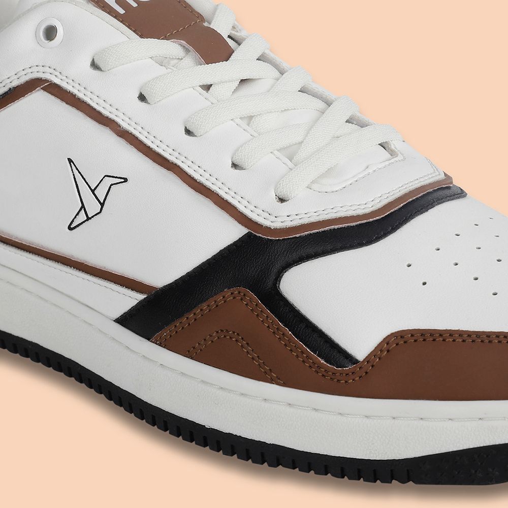 Low Top Sneakers