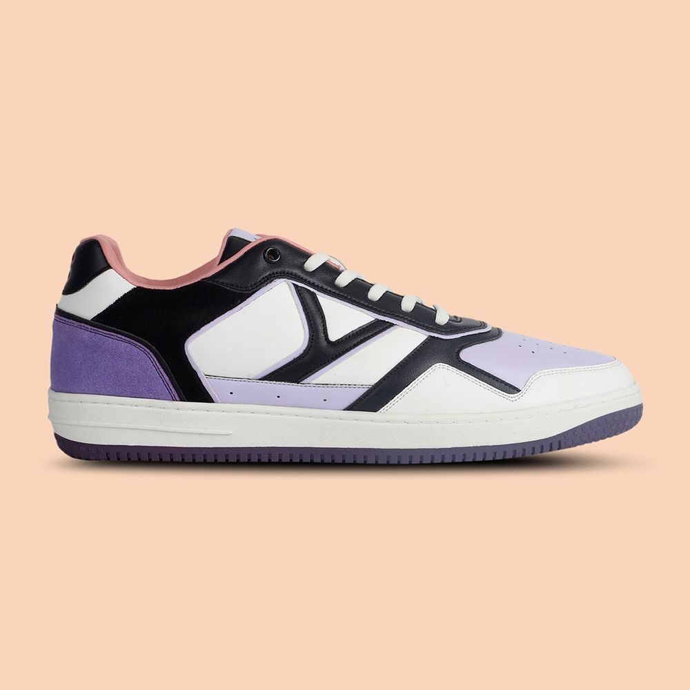 Low Top Sneakers