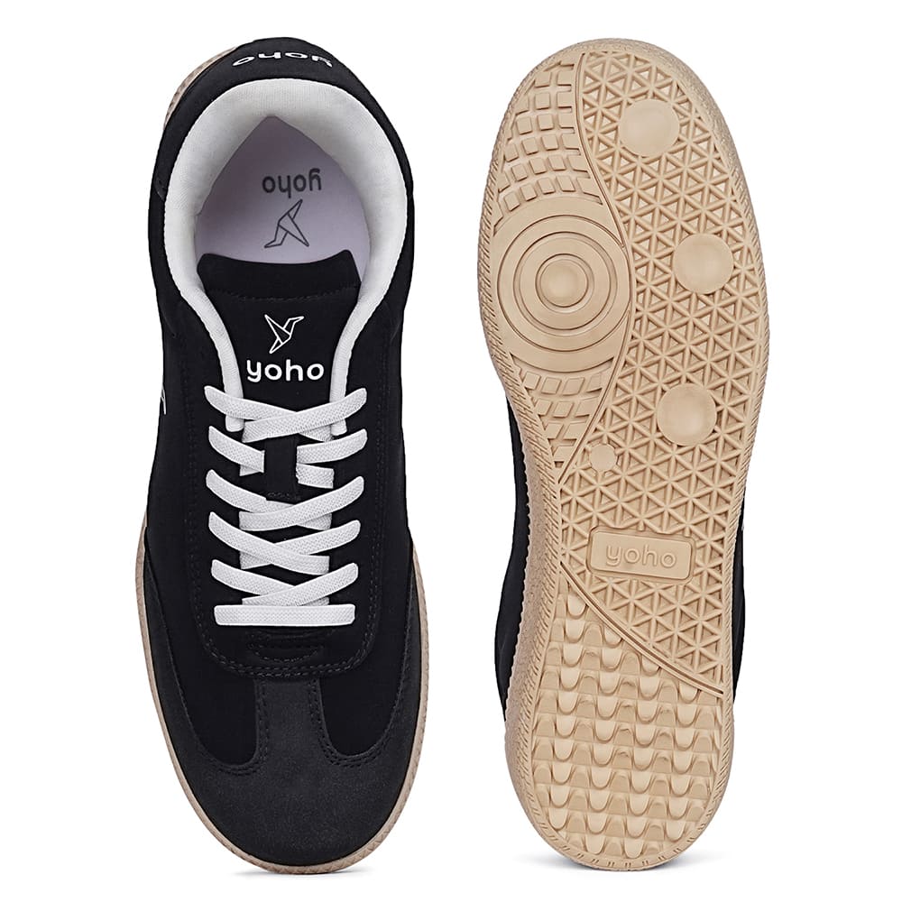Quoi Sneakers for Women