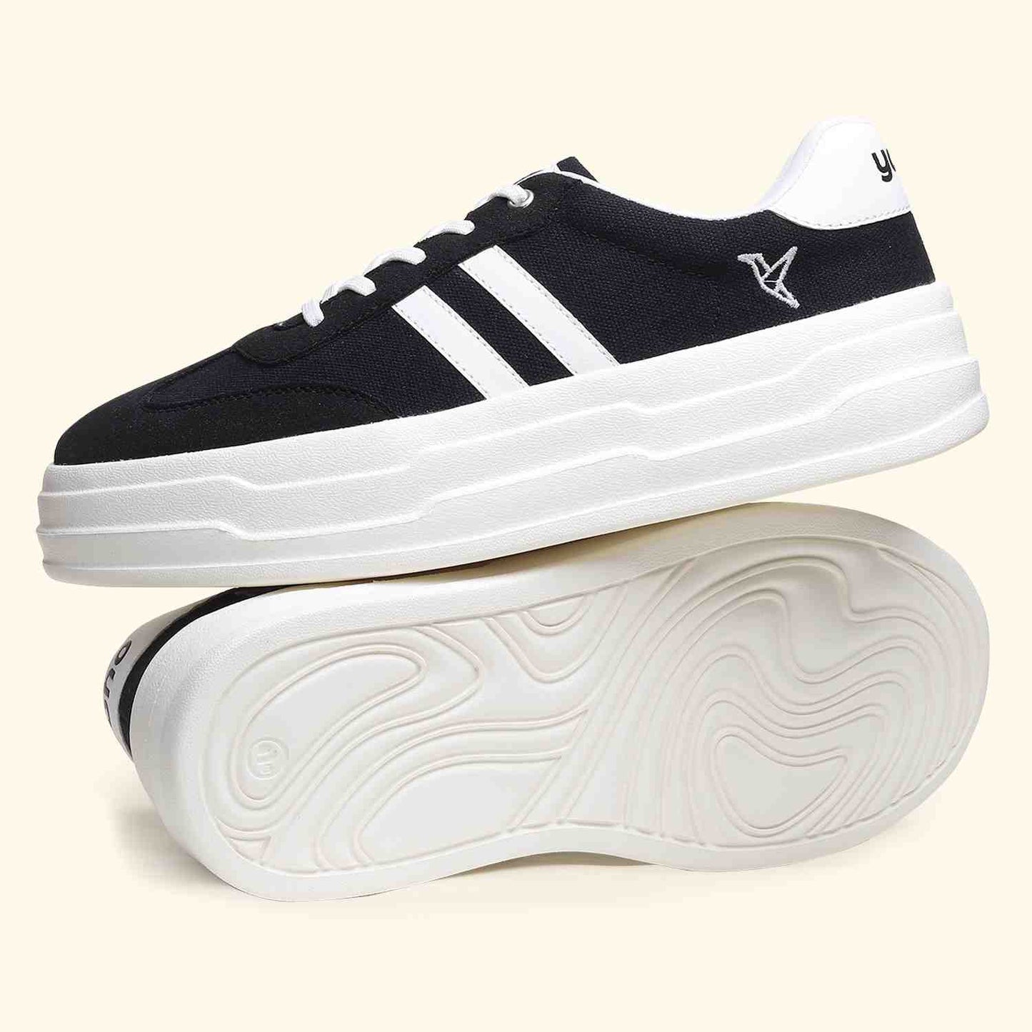 Fluffs 002 Sneaker for Women