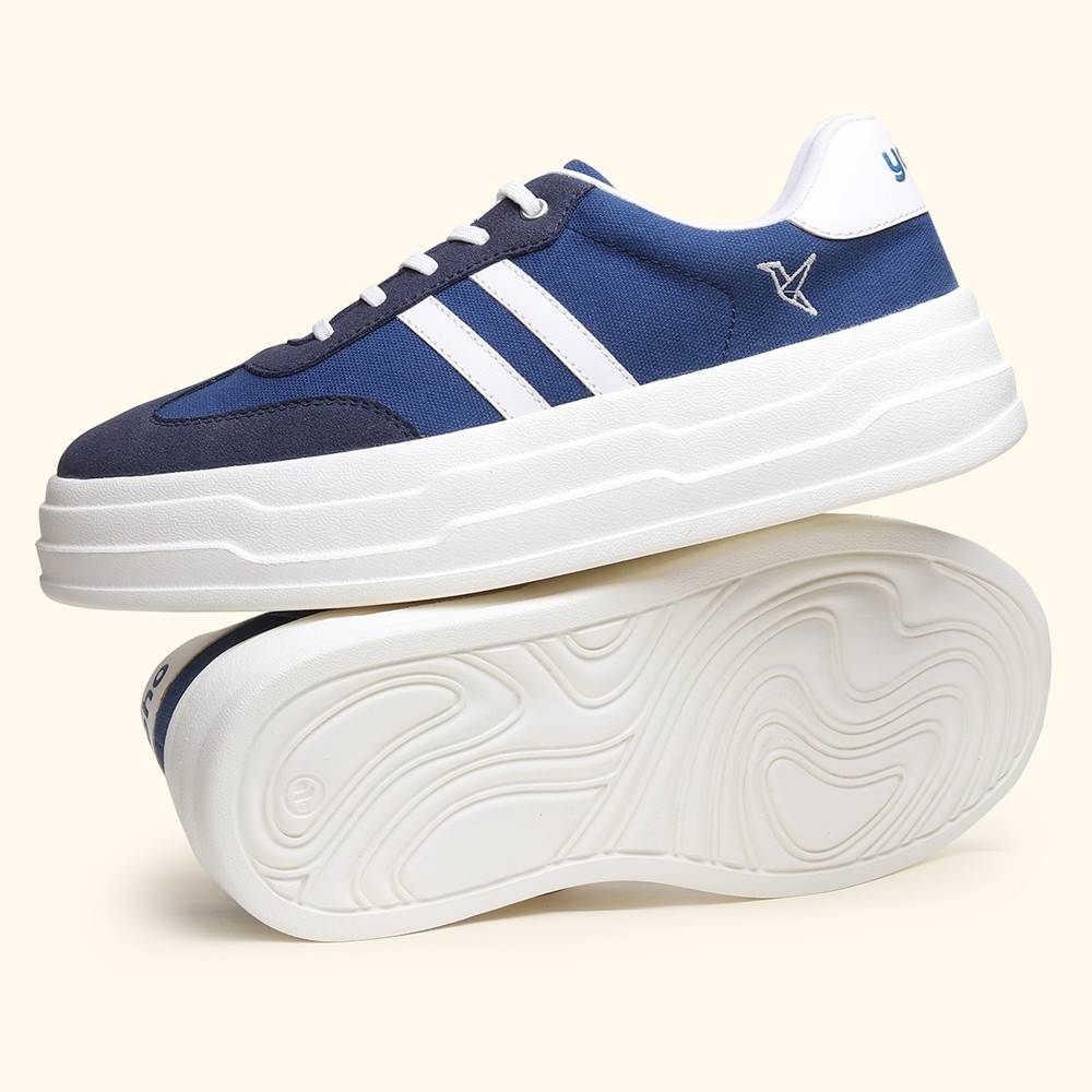 Fluffs 002 Sneaker for Women