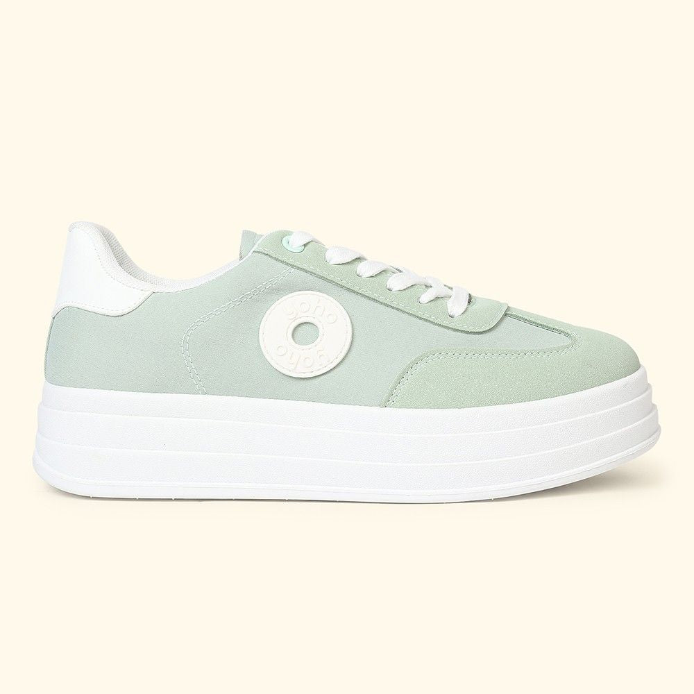 CAS 105 Sneakers for Women