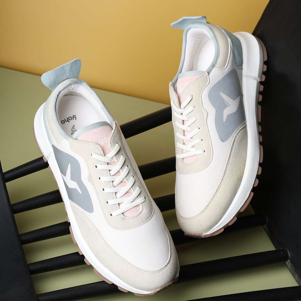 Low Top Sneaker for Women