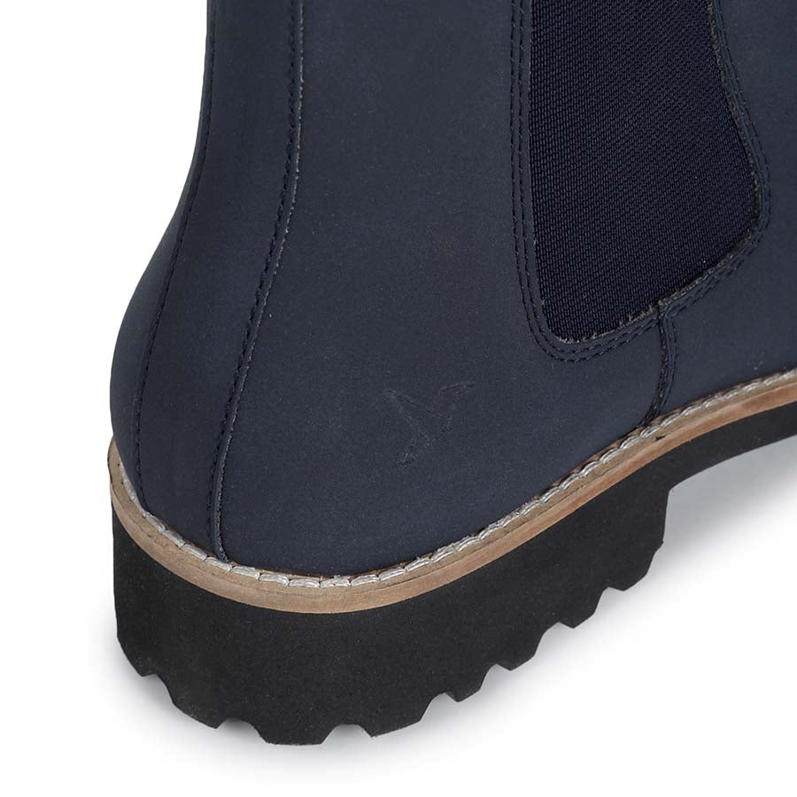 Women Chelsea Boots