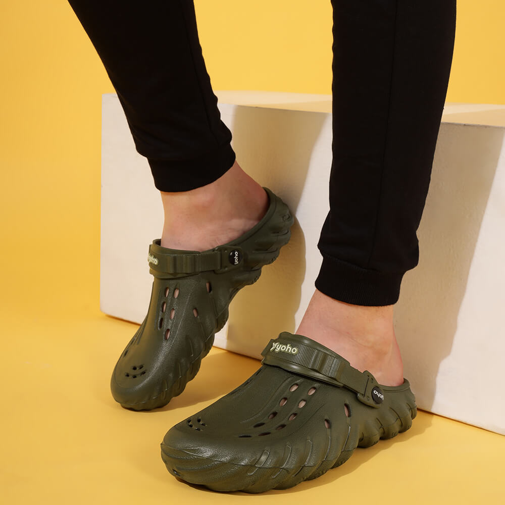 Wavy Clogs for Men