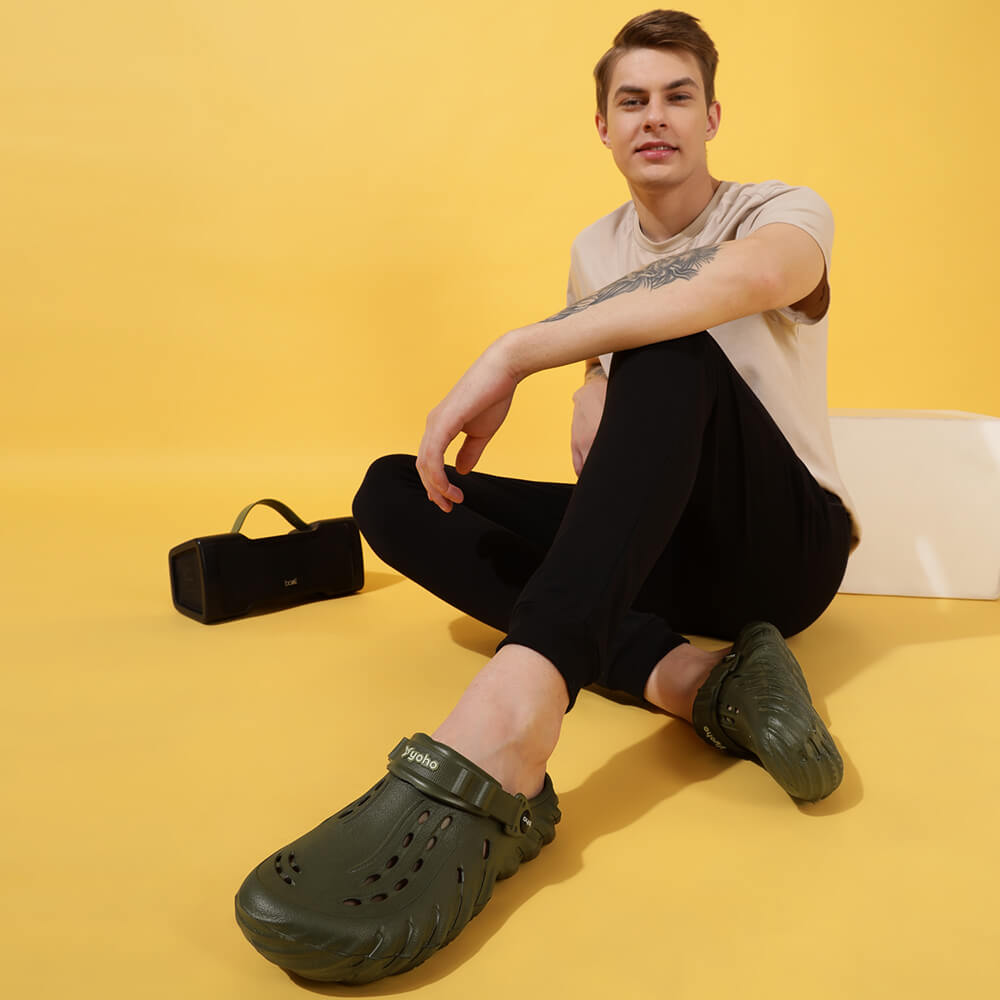 Wavy Clogs for Men